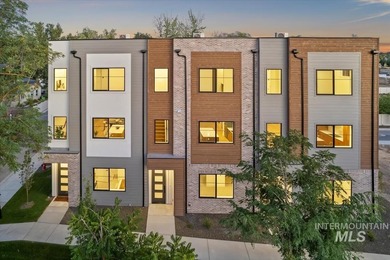 (private lake, pond, creek) Townhome/Townhouse For Sale in Boise Idaho