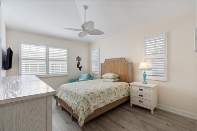 Desirable DOWNTOWN location, 2 blocks from Pineapple Grove & 3 - photo 15