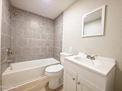 Rare Dual-Residence Gem: Two Fully Remodeled Homes on One Lot! - photo 23