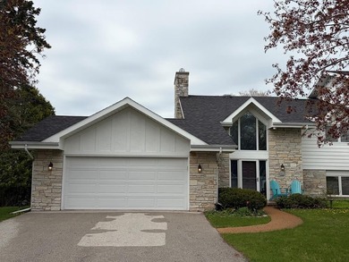 Enjoy Door County living in this wonderful 2-story unit - photo 28