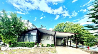 1992 Merick HS Mobile Home - 2 Bed, 2 Bath - $39,900 - Lot Rent - photo 1