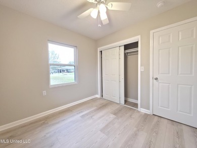 Rare Dual-Residence Gem: Two Fully Remodeled Homes on One Lot! - photo 33