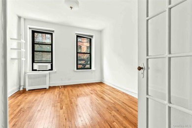 Welcome to Residence 2A at 211 East 88th Street - a charming - photo 7