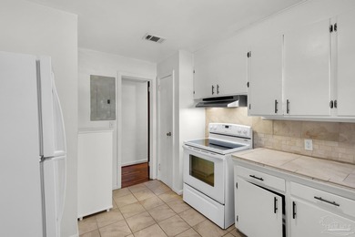 This charming home brings together the timeless appeal of - photo 10