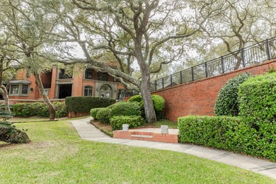 PREMIERE WATERFRONT ESTATE -- REIMAGINED FOR MODERN COASTAL - photo 7