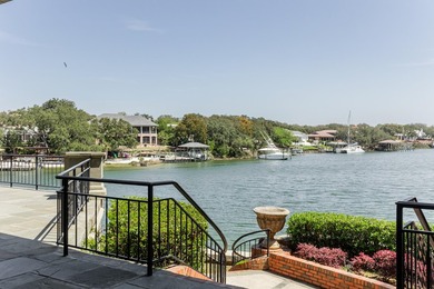 PREMIERE WATERFRONT ESTATE -- REIMAGINED FOR MODERN COASTAL - photo 8