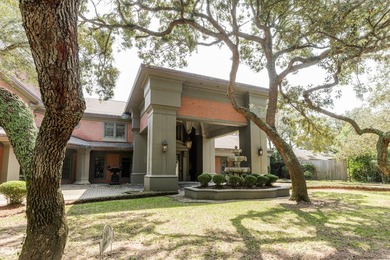 PREMIERE WATERFRONT ESTATE -- REIMAGINED FOR MODERN COASTAL - photo 9