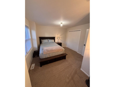 Freshly updated and full of charm, this spacious 4-bedroom - photo 11