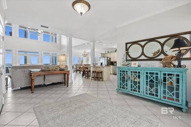 Calling all investors and dream home seekers! This exceptional - photo 18
