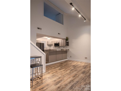 Renovated 2 bedroom, 2 bath townhome offering 1,200 square feet - photo 1