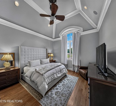 This beautiful stone-and-brick Tuscan-inspired home in the gated - photo 21