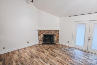 Renovated 2 bedroom, 2 bath townhome offering 1,200 square feet - photo 2