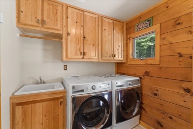 Exceptional furnished log home - photo 23