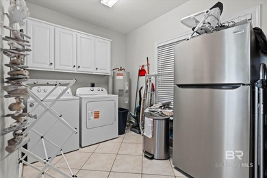 Calling all investors and dream home seekers! This exceptional - photo 45