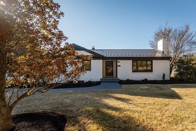 Lake Shenandoah  Home For Sale in Rockingham Virginia