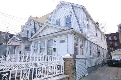 **Location! Location! Location!** This newly renovated large - photo 4