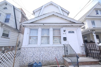 **Location! Location! Location!** This newly renovated large - photo 6