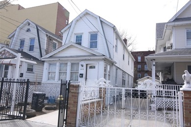 **Location! Location! Location!** This newly renovated large - photo 9