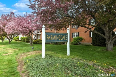 Welcome to this well maintained 2bedroom condo offering - photo 1