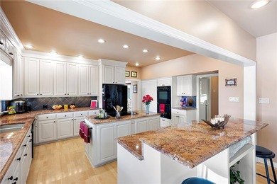 Here is your opportunity to own one of the best views in the - photo 13