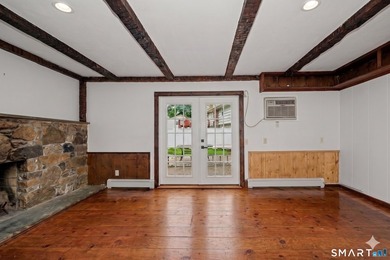Welcome to 44 Barmore Drive West - a beautifully renovated home - photo 14