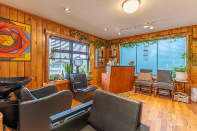 Prime commercial opportunity in a highly visible and easily - photo 17
