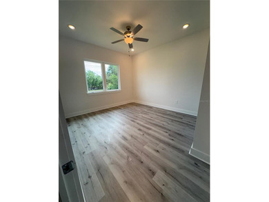 Discover this stunning new 4-bedroom, 4-bathroom home in South - photo 18