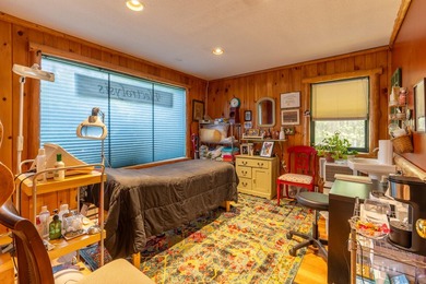 Prime commercial opportunity in a highly visible and easily - photo 20