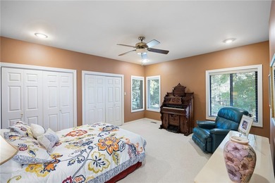 Here is your opportunity to own one of the best views in the - photo 23