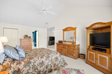 Pack your bags and step into a fully furnished, turnkey - photo 23