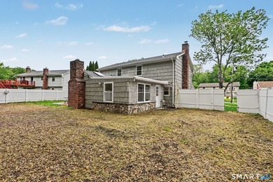 Welcome to 44 Barmore Drive West - a beautifully renovated home - photo 27