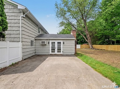 Welcome to 44 Barmore Drive West - a beautifully renovated home - photo 29