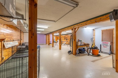 Prime commercial opportunity in a highly visible and easily - photo 32