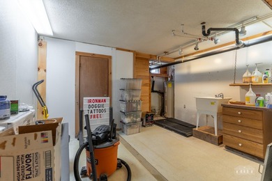 Prime commercial opportunity in a highly visible and easily - photo 34