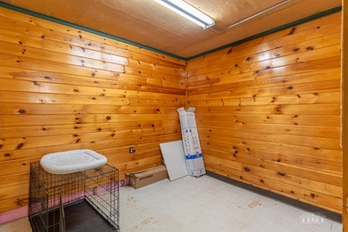 Prime commercial opportunity in a highly visible and easily - photo 35