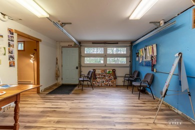 Prime commercial opportunity in a highly visible and easily - photo 40