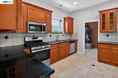 Victorian duplex offering approximately 2,590 square feet, 6 - photo 46