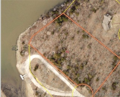 Lake Acreage For Sale in Edwards, Missouri