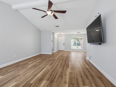 1565 Meadowbrook Ct brings together comfort, convenience, and - photo 13
