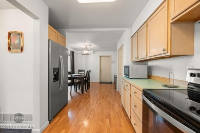 This Gorgeous 3 Bed plus office, 2.5 Bath, 2 car garage w/new - photo 14