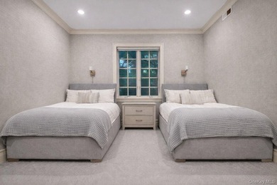 A rare opportunity to own a truly exceptional, fully detached - photo 14