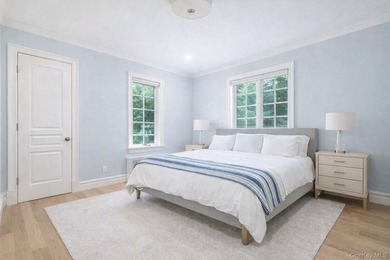 A rare opportunity to own a truly exceptional, fully detached - photo 16