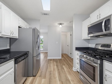1565 Meadowbrook Ct brings together comfort, convenience, and - photo 20