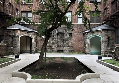 A Bright 1-bed located on the second floor , 1-bath co-op with - photo 1