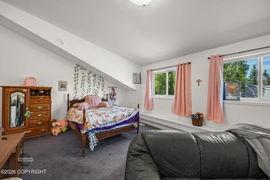 This Gorgeous 3 Bed plus office, 2.5 Bath, 2 car garage w/new - photo 31