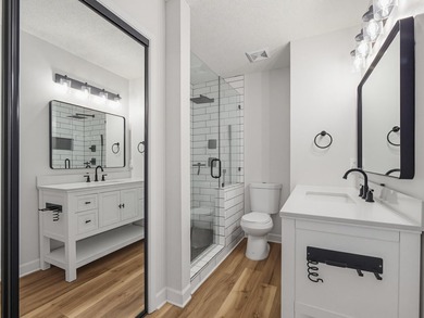 1565 Meadowbrook Ct brings together comfort, convenience, and - photo 31