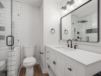 1565 Meadowbrook Ct brings together comfort, convenience, and - photo 32