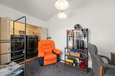 This Gorgeous 3 Bed plus office, 2.5 Bath, 2 car garage w/new - photo 39