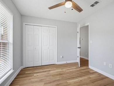 1565 Meadowbrook Ct brings together comfort, convenience, and - photo 40
