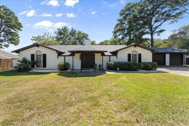 Lake Gladewater Home For Sale in Gladewater Texas